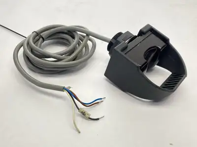 Used Banner Momentary Action Touch Button 34110 Relays & Switches Michigan US | Maverick Industrial Sales #1402129
