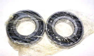 NEW NSK 7208ATYNDBLP5 BEARINGS