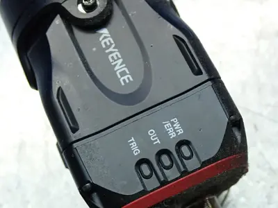 USED KEYENCE IV500CA