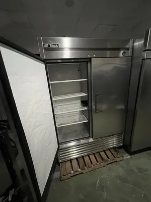 Used TRUE T-49 Refrigerators Florida US | BAM Discount Restaurant Equipment #1393589