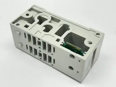 Used Aventics 2 Station Manifold Block 1/4" NPT Parts (Hydraulics and Pneumatics) Michigan US | Maverick Industrial Sales #1487610