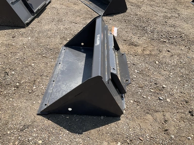 New old stock Paladin 36” smooth bucket for a mini skid steer, welded on cutting edge, mini skid ste...