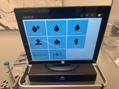 Used 2018 EDGE SYSTEMS HYDRAFACIAL MD ELITE Medical Equipment - Other Minnesota US | Midwest Medical #1467838