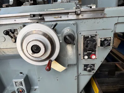 1977 BROWN & SHARPE 1020U Universal Cylindrical Grinders | GMT (15)