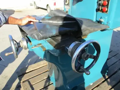 USED MOORE 2