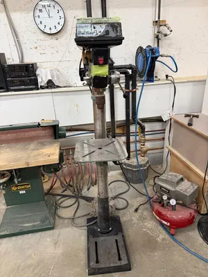 DELTA 17-901 Drill Presses | ListingHippo (9)