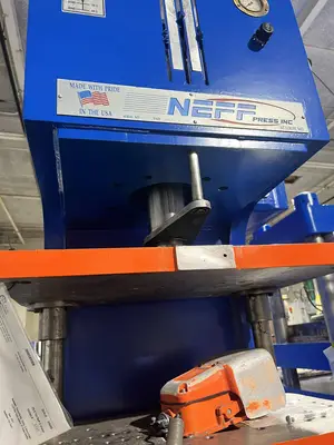 USED 1997 NEFF NEFF D25 PRESS