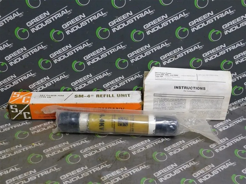 S&C 122100R4 SM-4 Fuse Refill Unit 14.4kV Nom.  65E Amps New