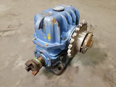 Right Angle Gear Reducer Size 5/0