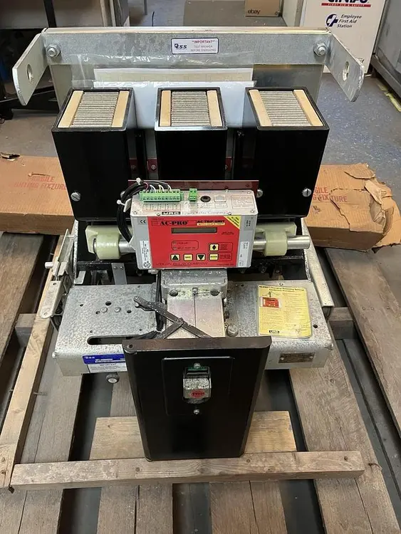 Used WESTINGHOUSE _UNKNOWN_ Circuit Breakers | Surplus Asset Holdings #1190209