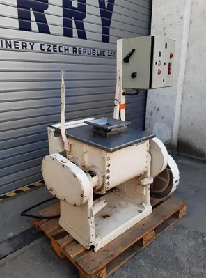 45 Litre Carbon Steel Sigma Blade Double Arm Mixer