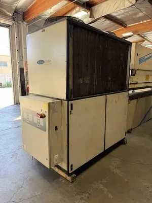 USED ACCU-CHILLER LQ2A2003LXB