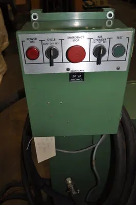 12 TON PNEU POWER CUT OFF PRESS