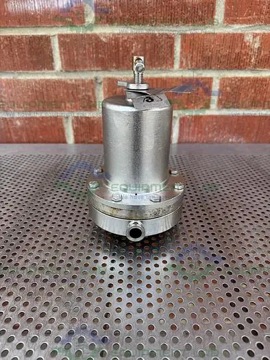 Used STERIFLOW 96 MANUAL LOW TO HIGH FLOW SANITARY BACK PRESSURE REGULATOR 3/4" Valves/Fittings California US | Equipment Lab #485837