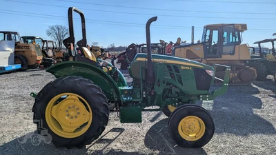 NEW 2021 JOHN DEERE 5045E