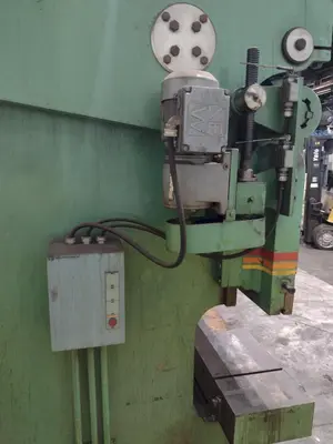 250 TON X 12' ACCURPRESS MODEL #725012 HYDRAULIC PRESS BRAKE: YOBRO #24251