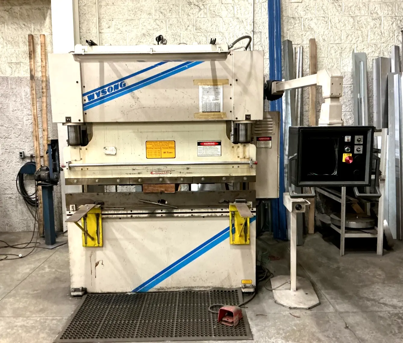 Used WYSONG FAB60-72 Press Brakes | Equipment Recovery Corp. #1330948