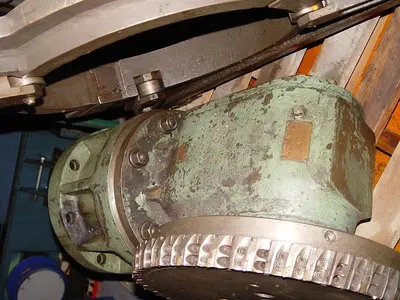 USED CINCINATTI RIGHT ANGLE HEAD