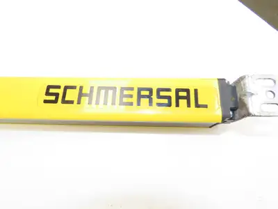 Schmersal SLC440COM-E-1450-14 Safety Light Curtain Transmitter Only