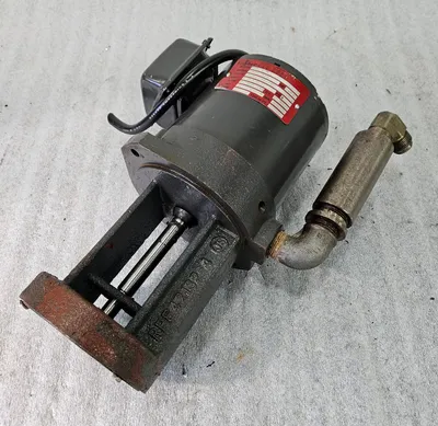 GUSHER VBV-44M Lubrication Pumps | Great American Equipment Company (4)