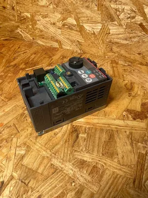 USED Mitsubishi Electric Mitsubishi Electric FR-D700 FR-D720-008-NA