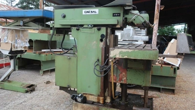CME CNC Universal Mill, in very good used condition, visible under power