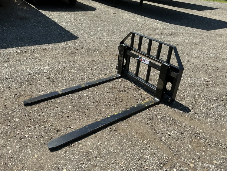 Used _UNKNOWN_ _UNKNOWN_ Pallet Forks Michigan US | Miedema Asset Management Group #1149106