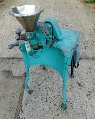 Used MIKRO PULVERIZER SAMPLEMILL Hammer Mills New Jersey US | Champion Trading Corporation #1310903