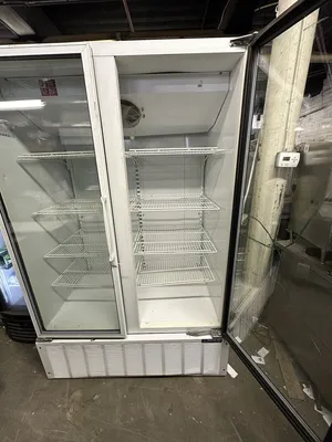 174-0185 Master-Bilt BMG-48 2 Glass Door Self Contained Cooler