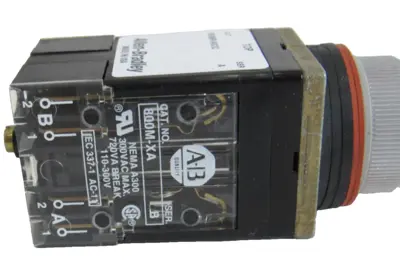 ALLEN BRADLEY 800MR-NX2Q SELECTOR SWITCH SERIES A 800MRNX2Q NEW, SURPLUS