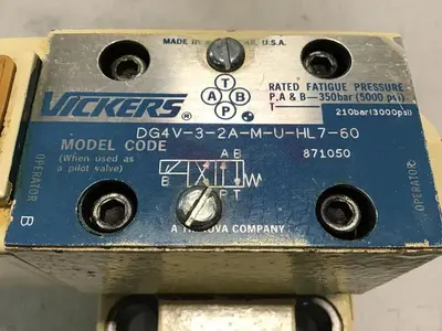 USED VICKERS DG4V-3-2A-M-U-HL7-60