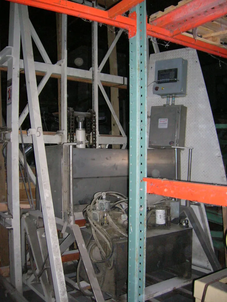 Used _UNKNOWN_ H-LE Bin Dumpers Minnesota US | A&I Equipment #1317607