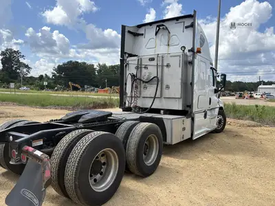 Used 2016 FREIGHTLINER CASCADIA 125 Conventional trucks Tennessee US | Moore Equipment #1516698