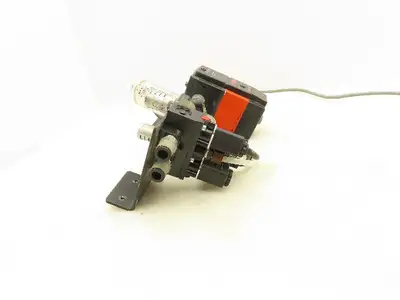 Hoerbiger XREII-08 Pneumatic Filter Regulator Valve Assembly 24VDC