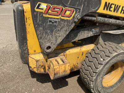 Used 2010 NEW HOLLAND L190 Skid Steer Loaders Michigan US | Miedema Asset Management Group #1325534