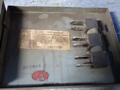 USED SQUARE D SD9353