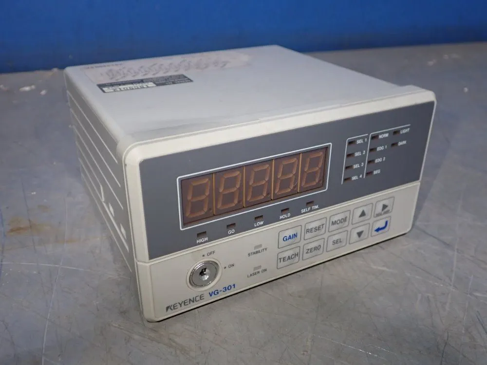 Used KEYENCE VG301 Amplifiers | HGR 24 #741205