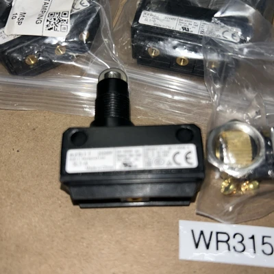 NEW Yamatake/Azbil SL1-A