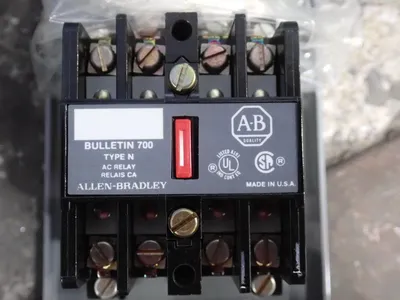 USED ALLEN BRADLEY 700N401A1