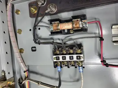 USED 2009 GE INDUSTRIAL SYSTEMS 64235115-N