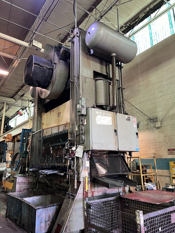 Used 1980 VERSON S2-600-108-60T Straight Side Presses Michigan US | Universal Press & Machinery (UPM) #5271