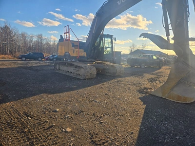 Used 2018 Volvo EC250EL Excavators Maine US | Zadoon Equipment #1480557