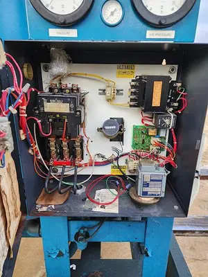USED 1997 QUINCY QSV1-4DWNN3