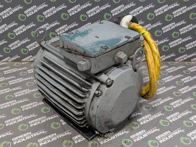 Reliance Electric P14G7701N-CK AC Motor 1/2 HP 1140 RPM FL143T Frame 460V Used