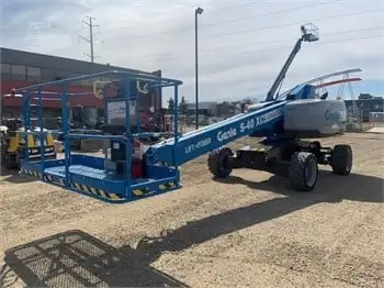USED 2019 Genie S-40