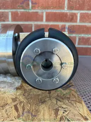 USED STAINLESS MOTORS F2Q4BBOAY WASHDOWN DUTY MOTOR W/ SPIRAL BEVEL REDUCER 3PH