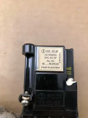 FUJI SRC50-3F AC Auxiliary Relay 300V ; 110-120V Coil -NIB