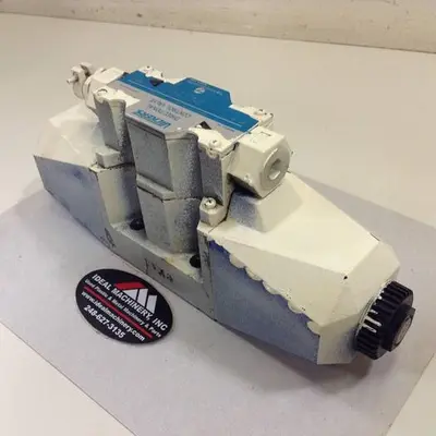 USED VICKERS DG4V-5-2C-M-P7L-H-6-30