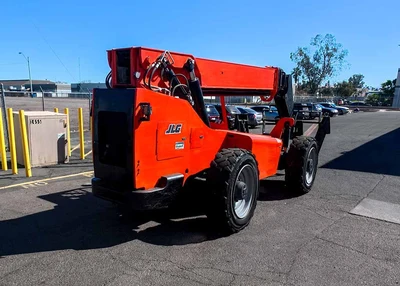 USED 2013 JLG SKYTRAK 10054