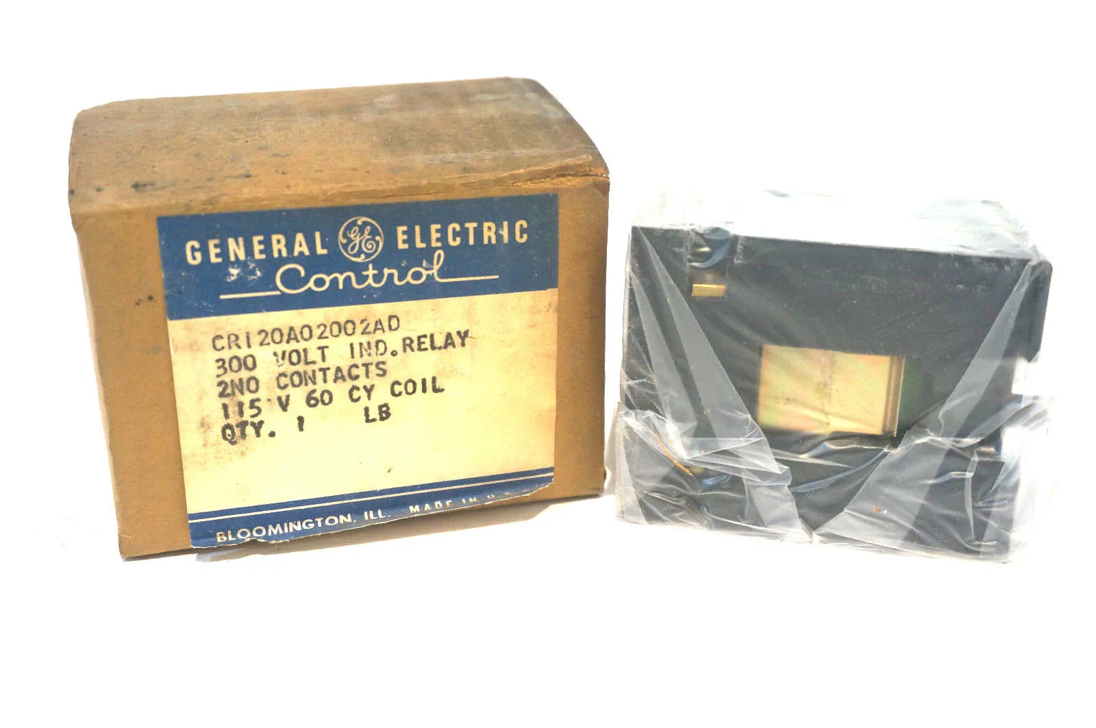 NEW GENERAL ELECTRIC CR120A02002AD RELAY